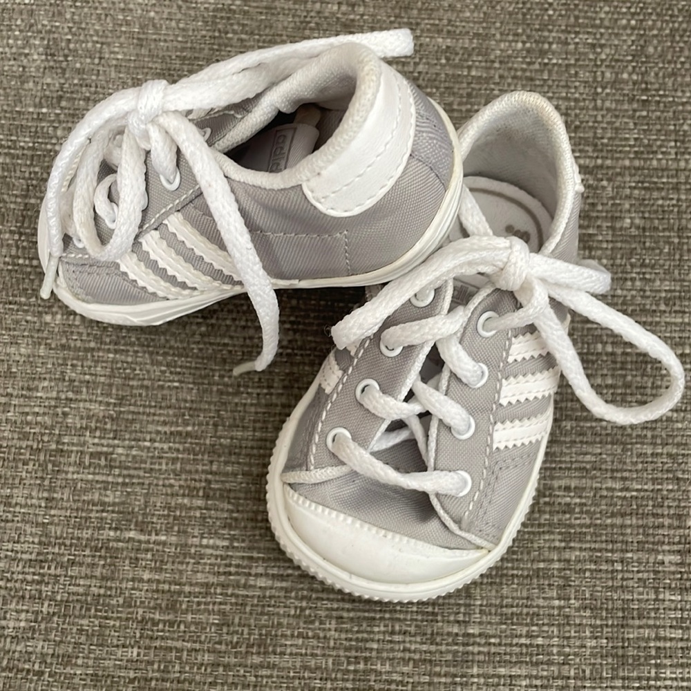 Baby addidas 3t